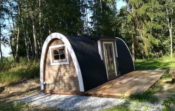 Campinghaus POD isoliert L600 B240cm Seiteneingang